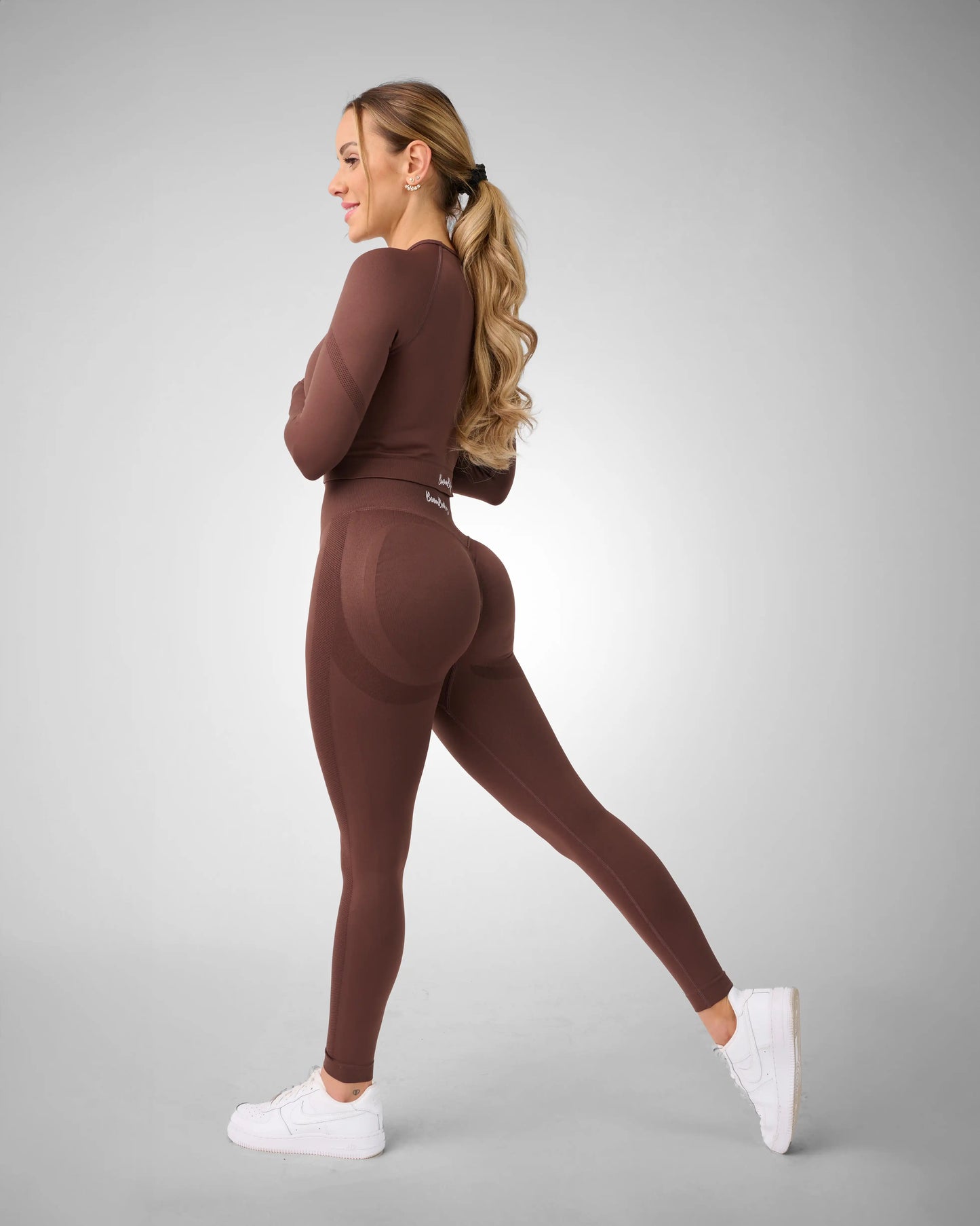 Contour Seamless Set