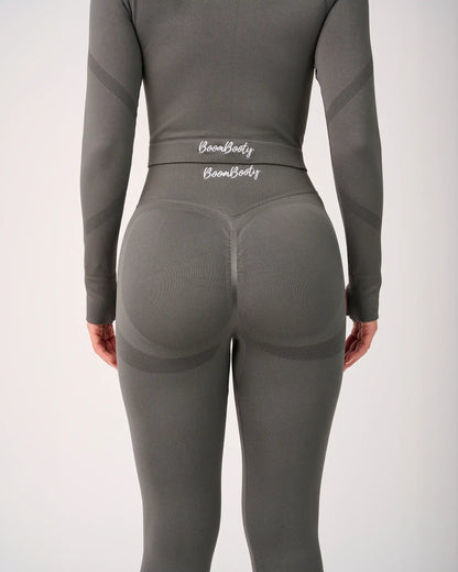 Contour Seamless Set