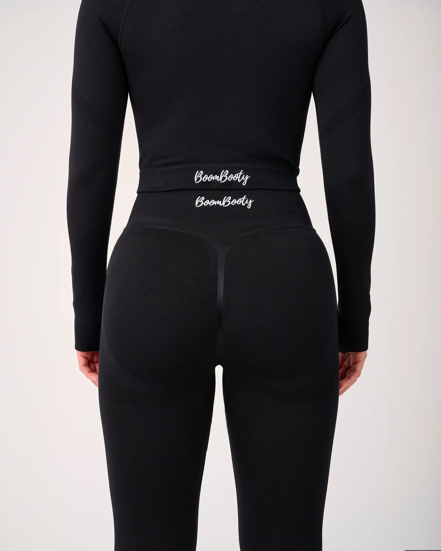 Contour Seamless Set